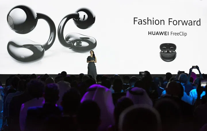 Huawei Freeclip at the Dubai keynote.