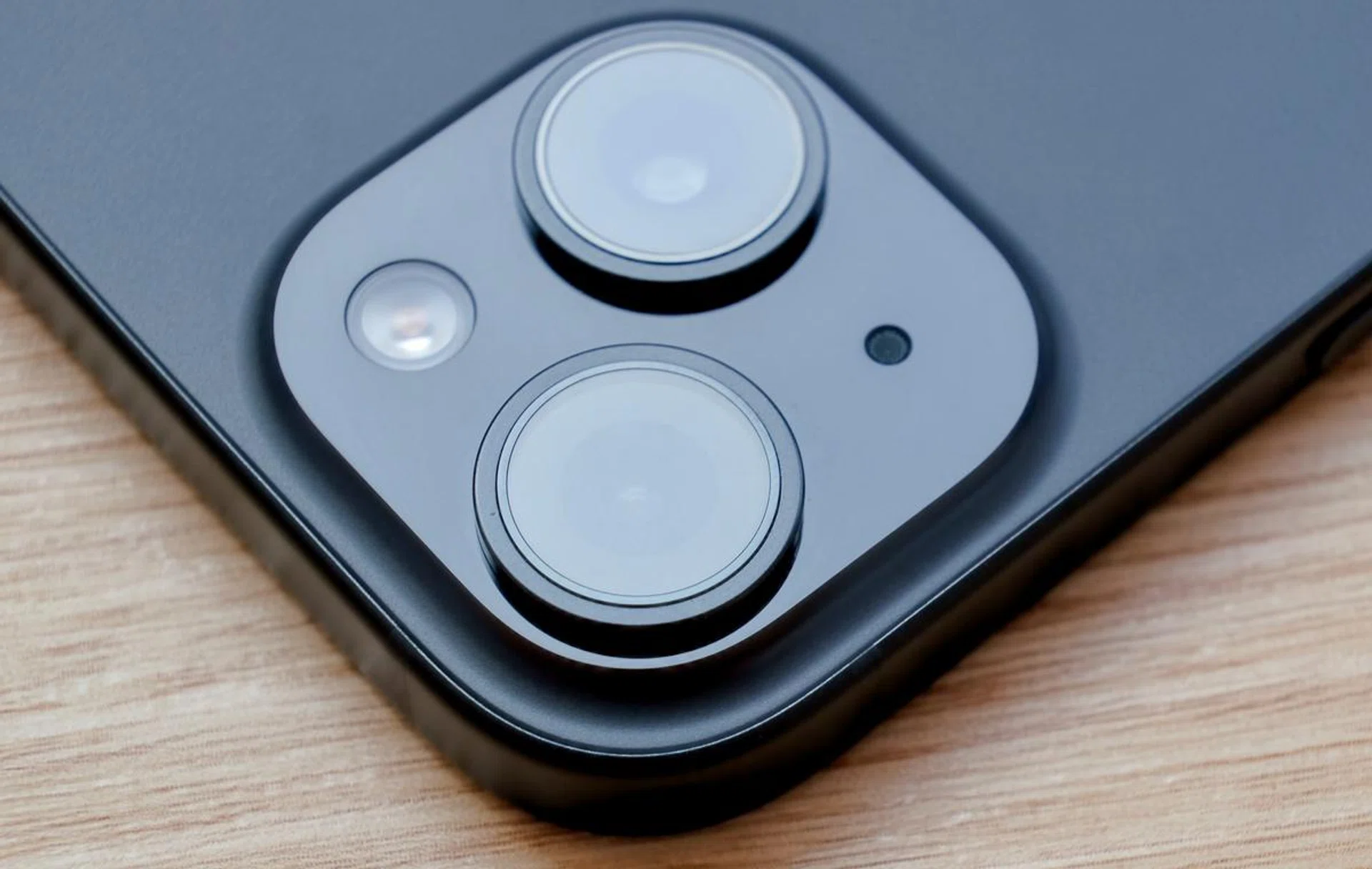The main camera receives a huge update in the form of a new 48-megapixel sensor. It's not quite the same as the Pro iPhones because it's slightly smaller, but as you'll see below, it still takes great photos.