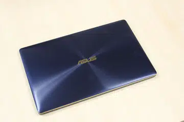 ASUS ZenBook 3