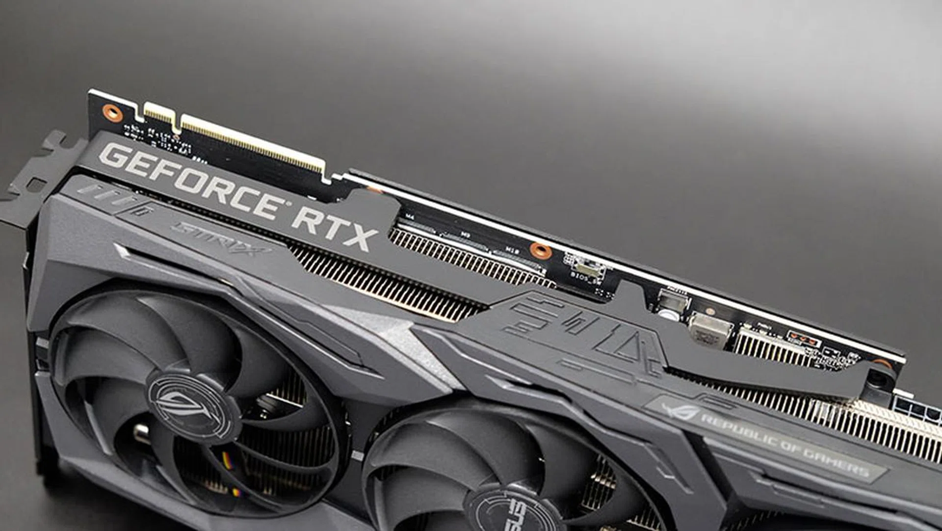 ASUS ROG Strix GeForce RTX 2080 Super Gaming