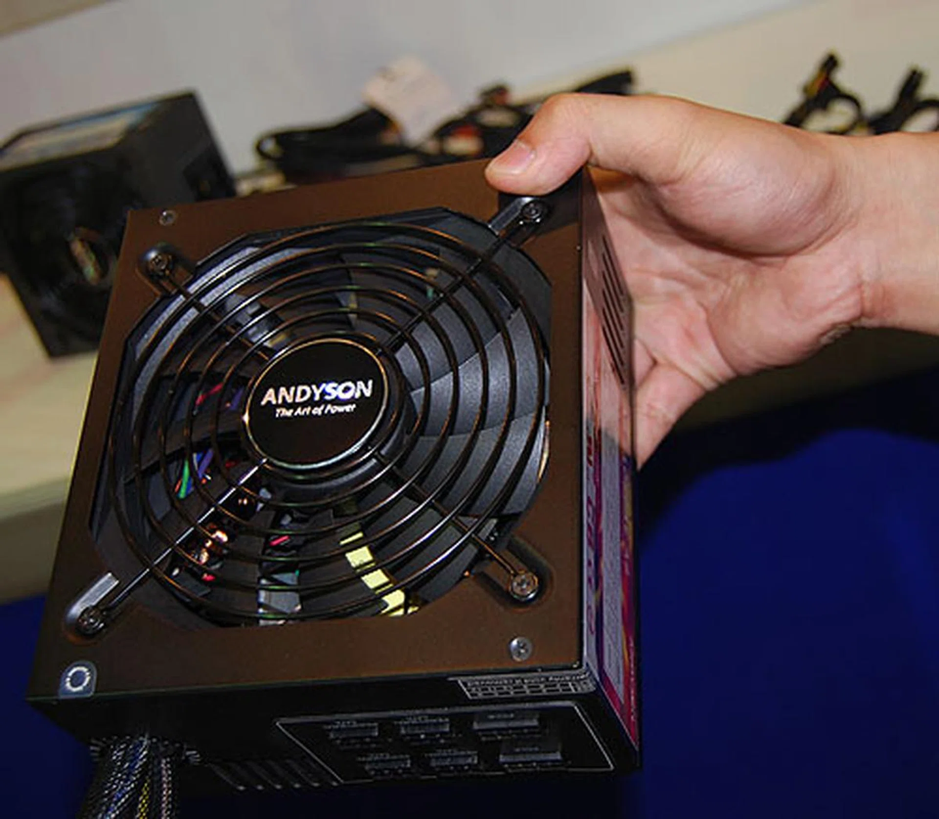  Another Andyson PSU that comes with support for SLI and CrossFireX along with modular cables. Expect its efficiency to be more than 85% and a quiet 135mm fan.  