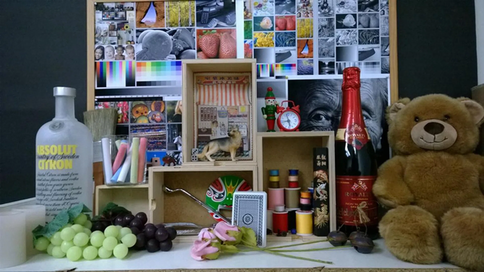 Apart from a much higher resolution image, the differences between the 5MP and 16MP images are negligible to be noticed. But that's also a good sign that both modes work just as expected on the Nokia Lumia 1520.