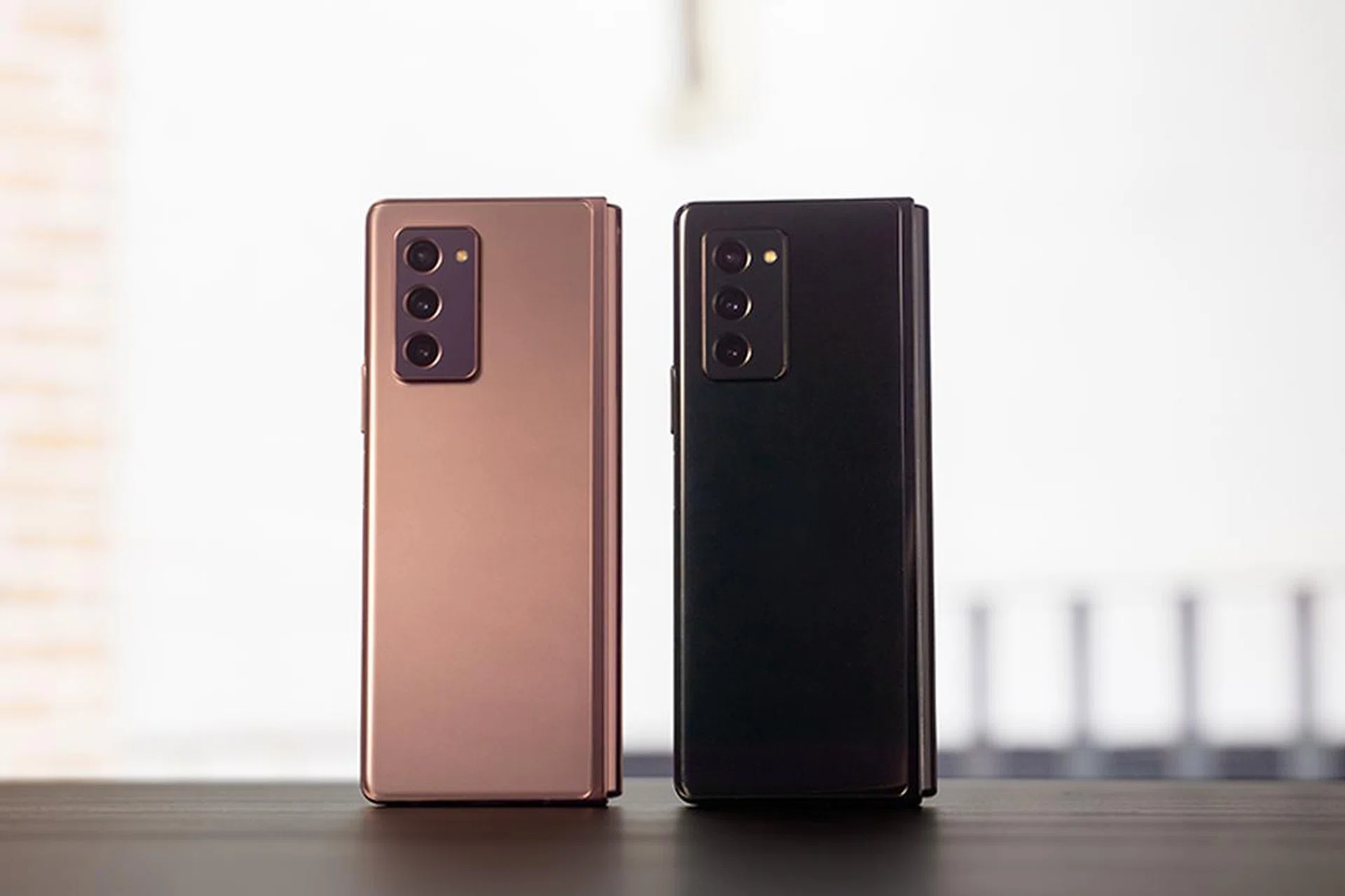 Samsung Galaxy Z Fold2 in Mystic Bronze (left) and Mystic Black (right).