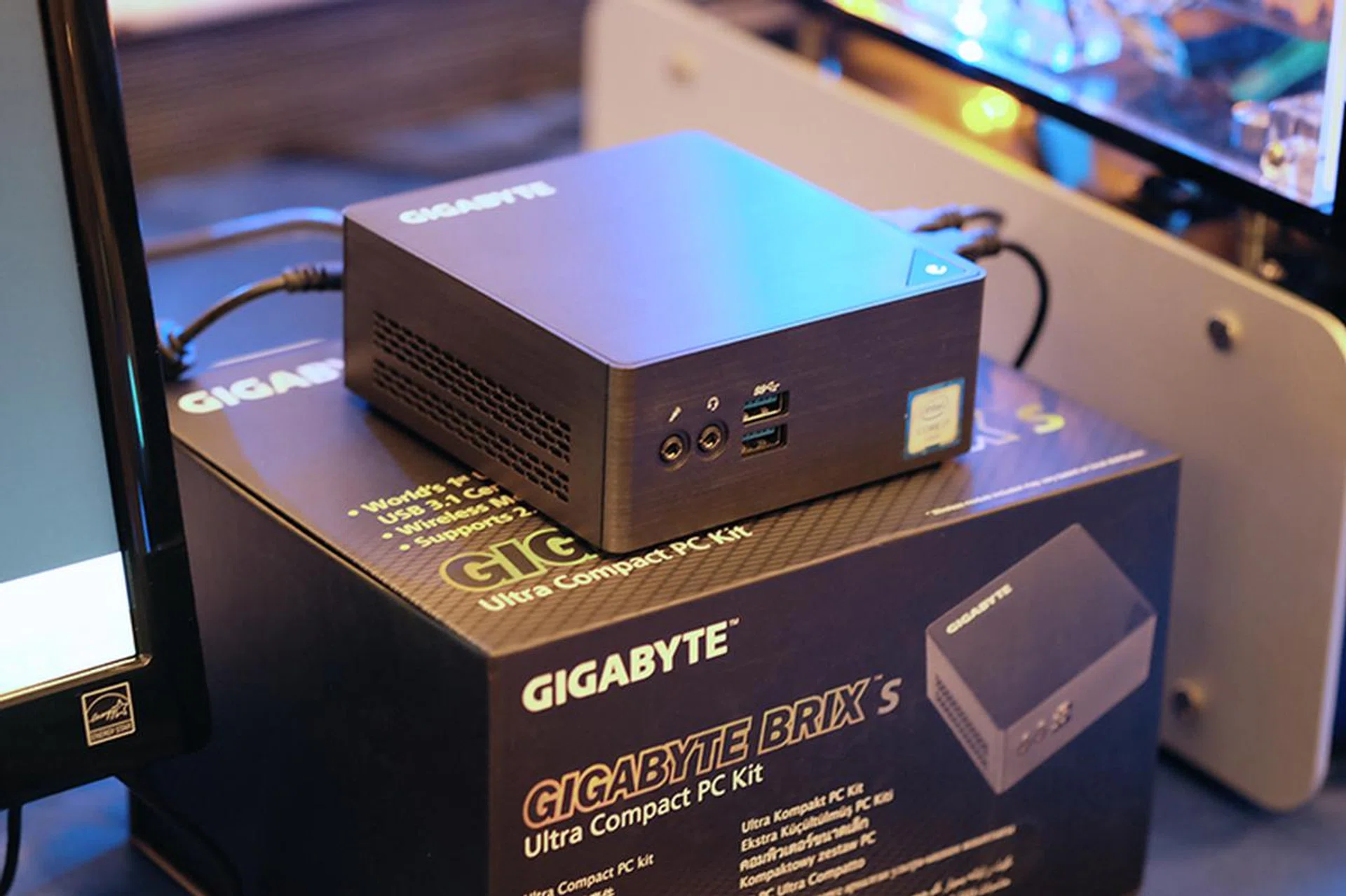 Gigabyte's latest Brix devices also support Thunderbolt 3.