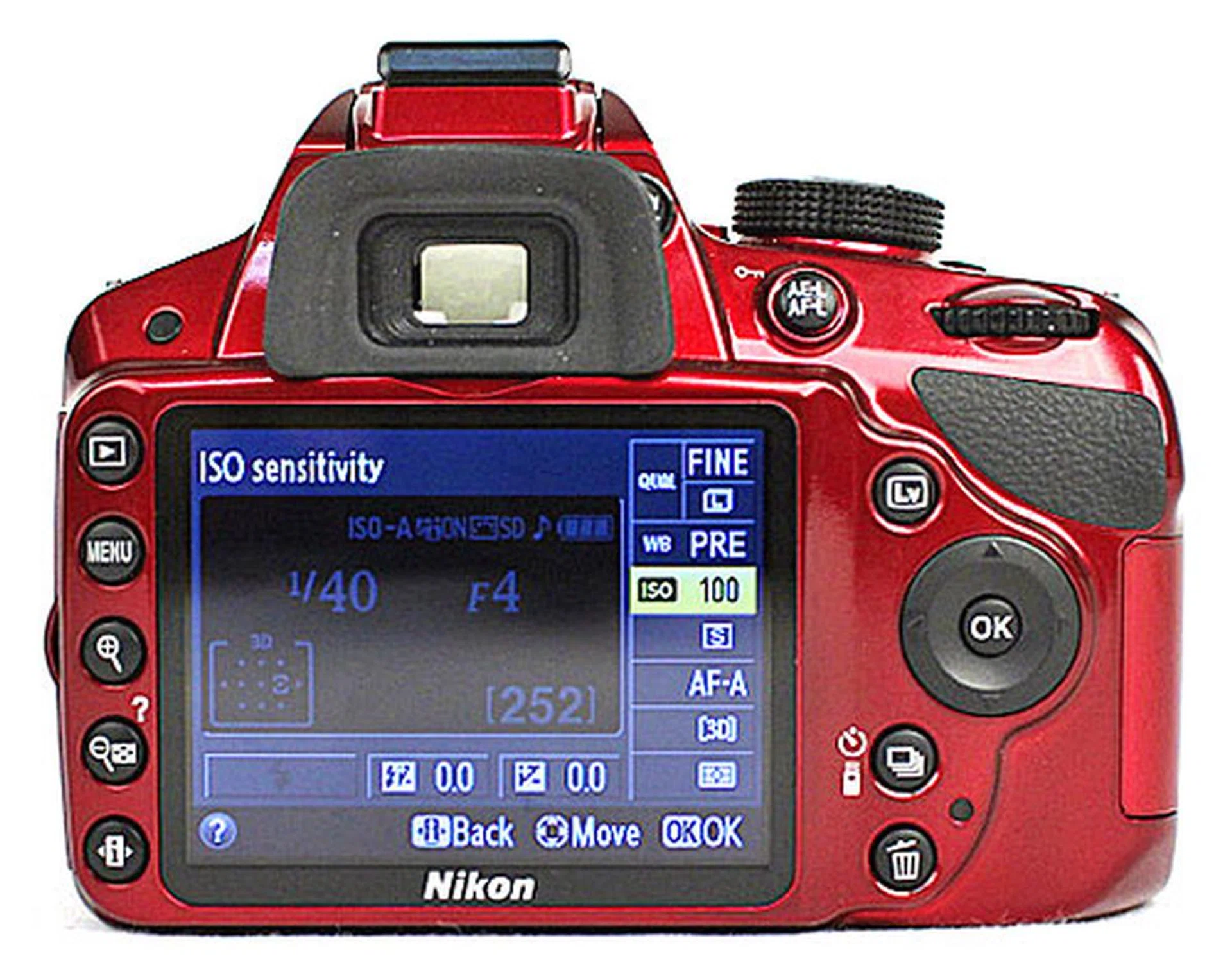 The Info button brings up on-screen key shooting settings, which you can quickly refer to and make necessary adjustments.