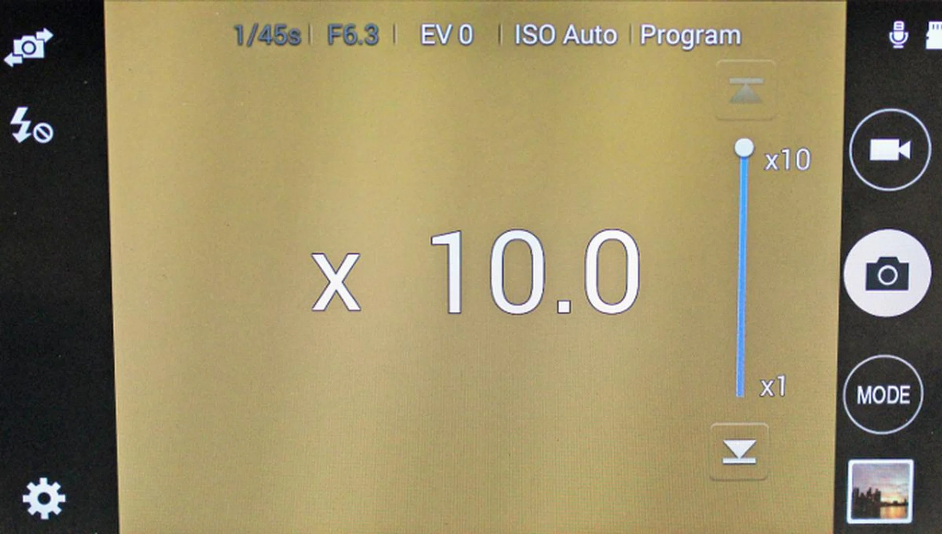 Zooming using the volume rocker will bring up a zoom bar on-screen, but the difference it holds over standard phones is it true 10x optical zoom.