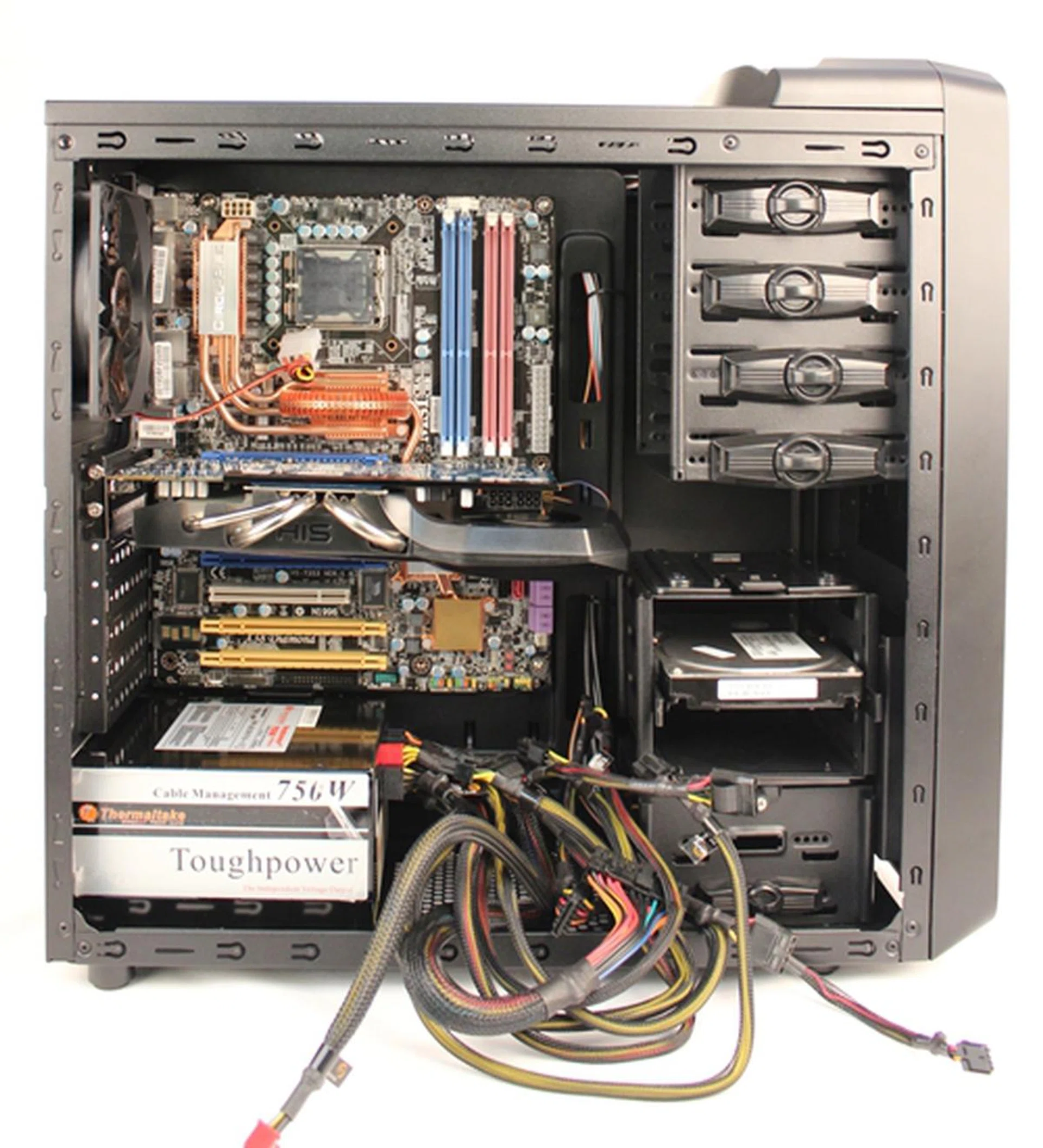 This is another perspective of the Ostrog's interior after we installed the HIS Radeon HD 7870 IceQ Turbo card. If a dual graphics card configuration is required, it would only be feasible with the removal of the 3.5-inch HDD cage, in addition to the prior removal of the external facing 3.5-inch drive bay.