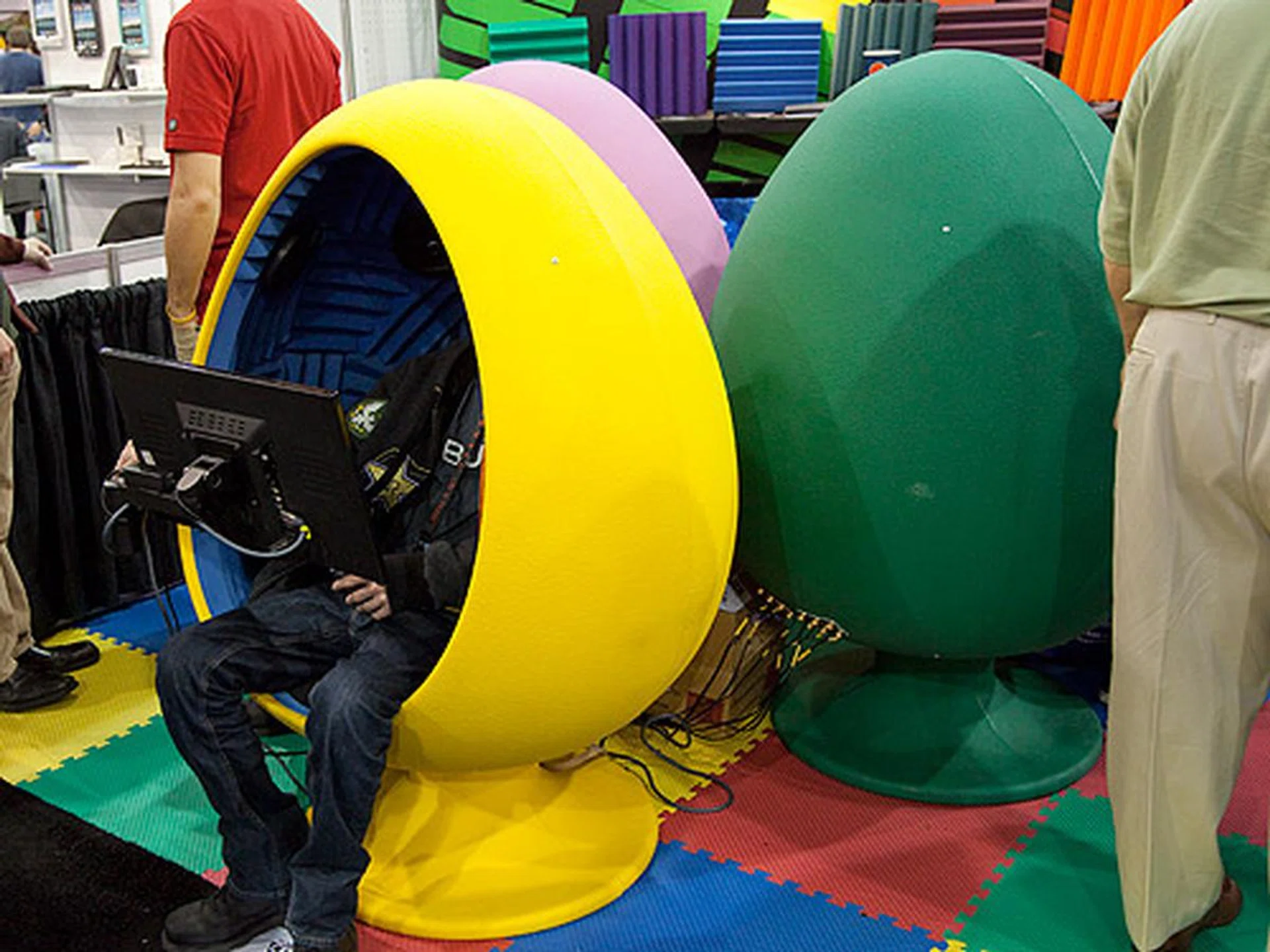 For a more immersive surround sound experience, SoundEgg's chairs give the gamer a very private space for gaming or movie enjoyment.
