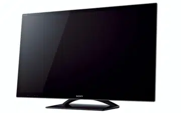 Apart from the new D-shaped stand shown here, Sony is also currently bundling the revamped Bunchin Stand with the HX855 as a promotional item. But more importantly, we'd like to find out if Sony's renewed efforts in focusing on picture quality has paid off with their 2012 Bravia series. 