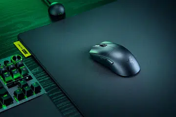 The Viper V4 Pro doesn’t change much, keeping to what Razer thinks is a winning formula.