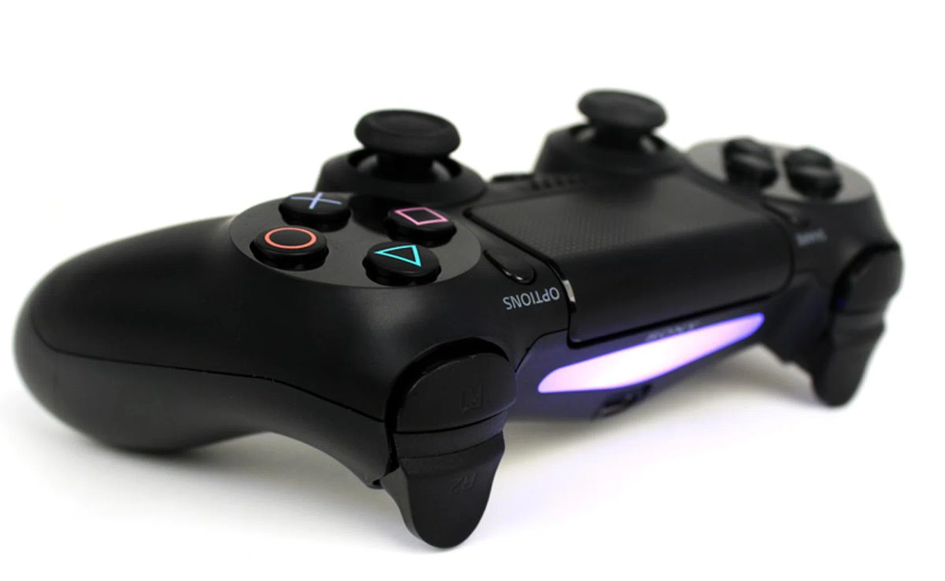 The lighting on the Dualshock 4 is used by the PS Camera peripheral to more accurately track movement. It also serves as a notification light to identify each player.