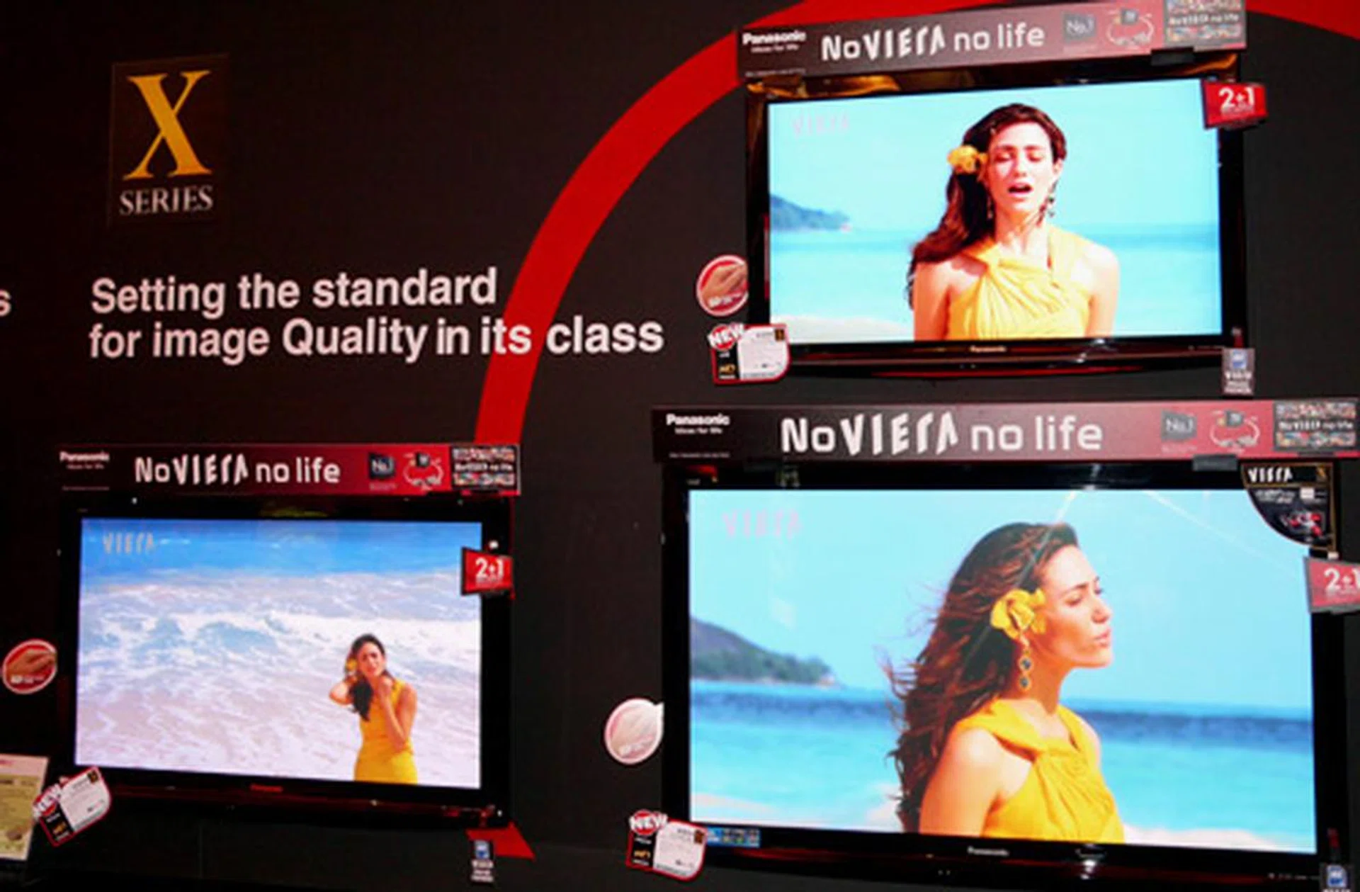 Strangely, Panasonic is breaking up the X-series into two segments; X10 and X15. The X10 line-up comes in four sizes, mainly 19, 26, 32 and 37 inch models. The X15 range will sport Panasonic's 24p Smooth Film feature. 