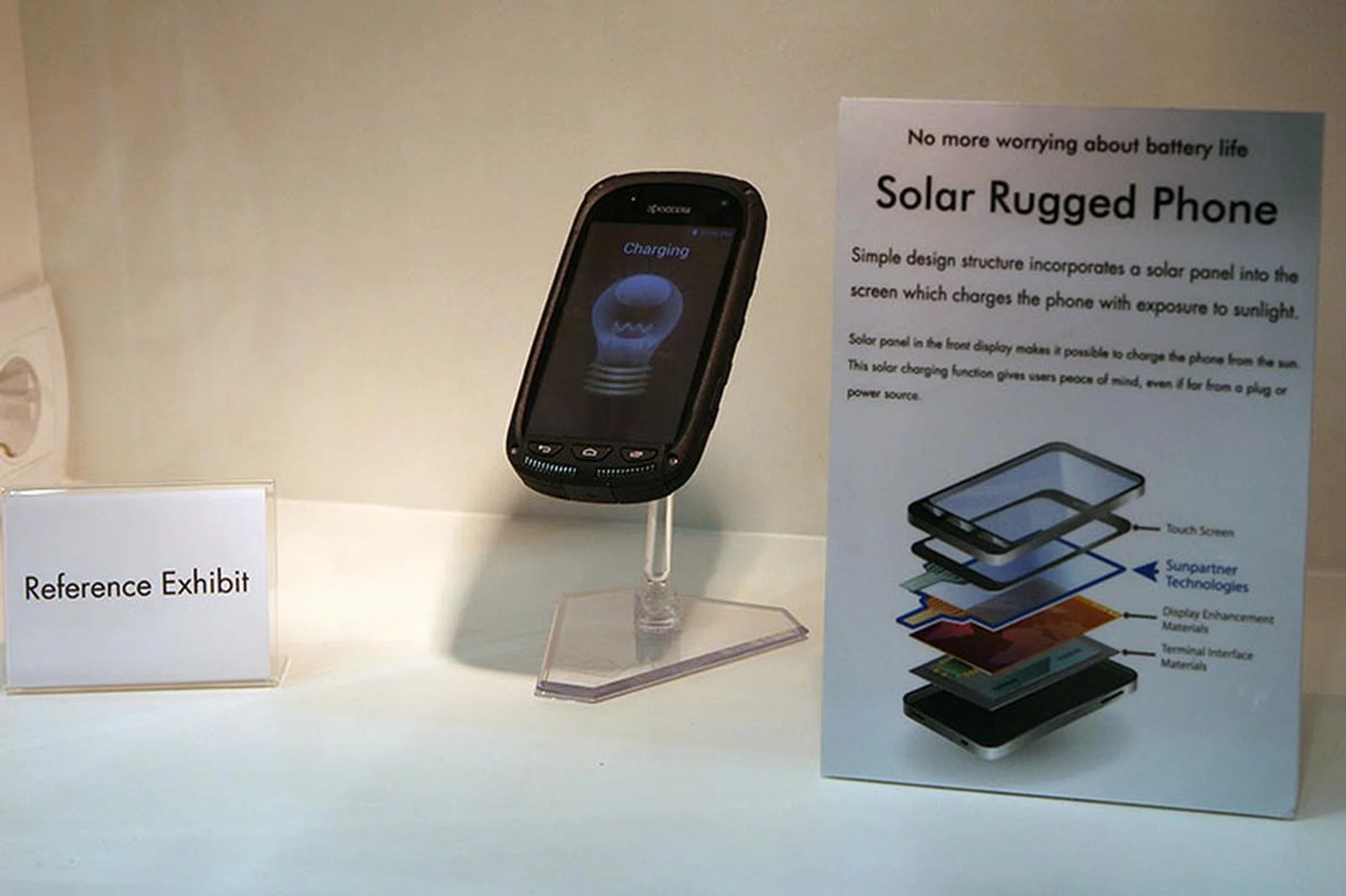 Want a phone that will not die? Kyocera has an unnamed solar-powered phone with a screen that's capable of generating energy to recharge the phone. And that's because it incorporates Sunpartner's Wysip Crystals right on the display instead of putting the solar cells at the back of the phone.