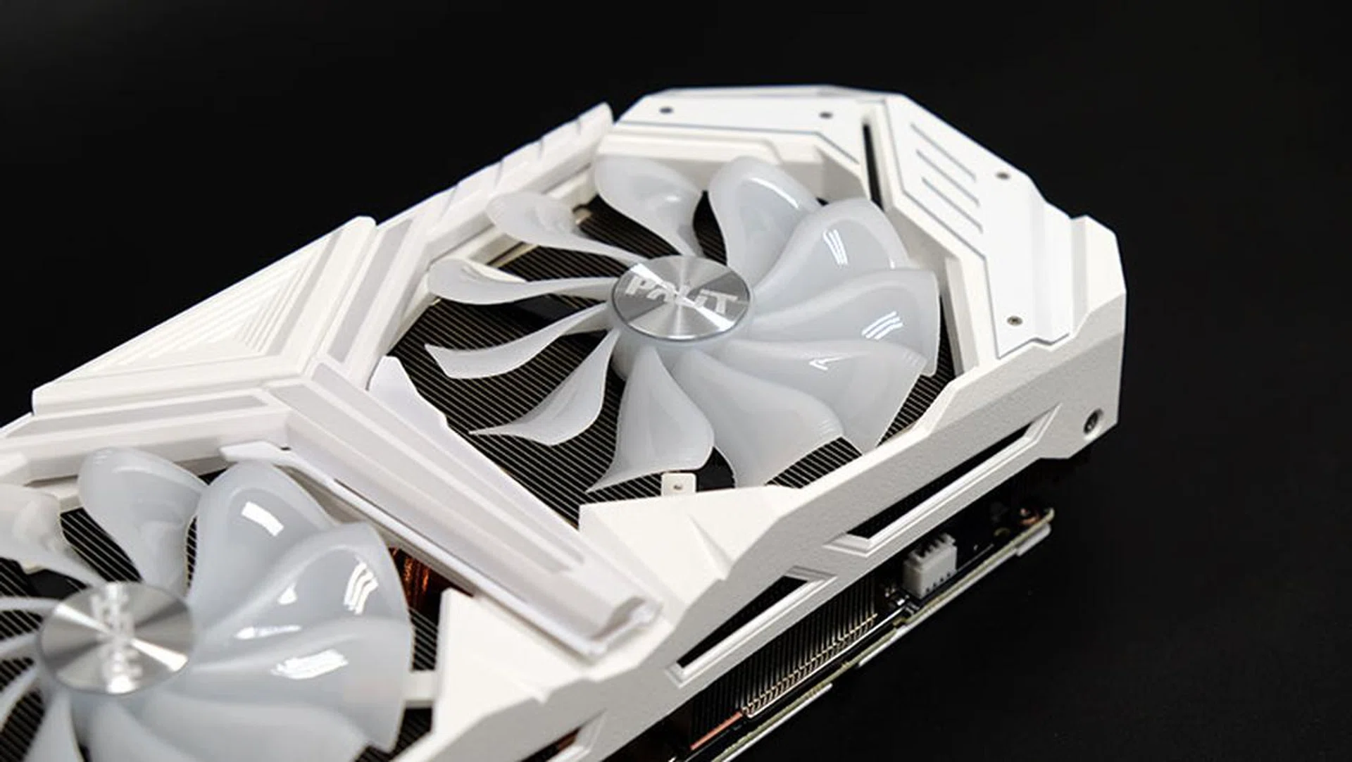 Palit GeForce RTX 2080 Super White GameRock