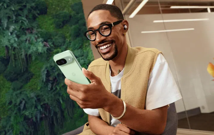 Google Pixel 9 in Wintergreen. Image: Google.