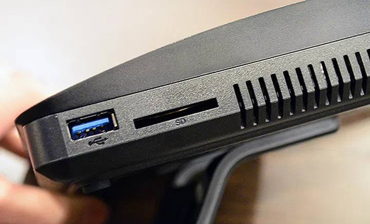 The Synology RT1900ac has an SD card slot, which is unusual feature for routers. It will, however, allow users to quickly share photos that have been taken from a camera.