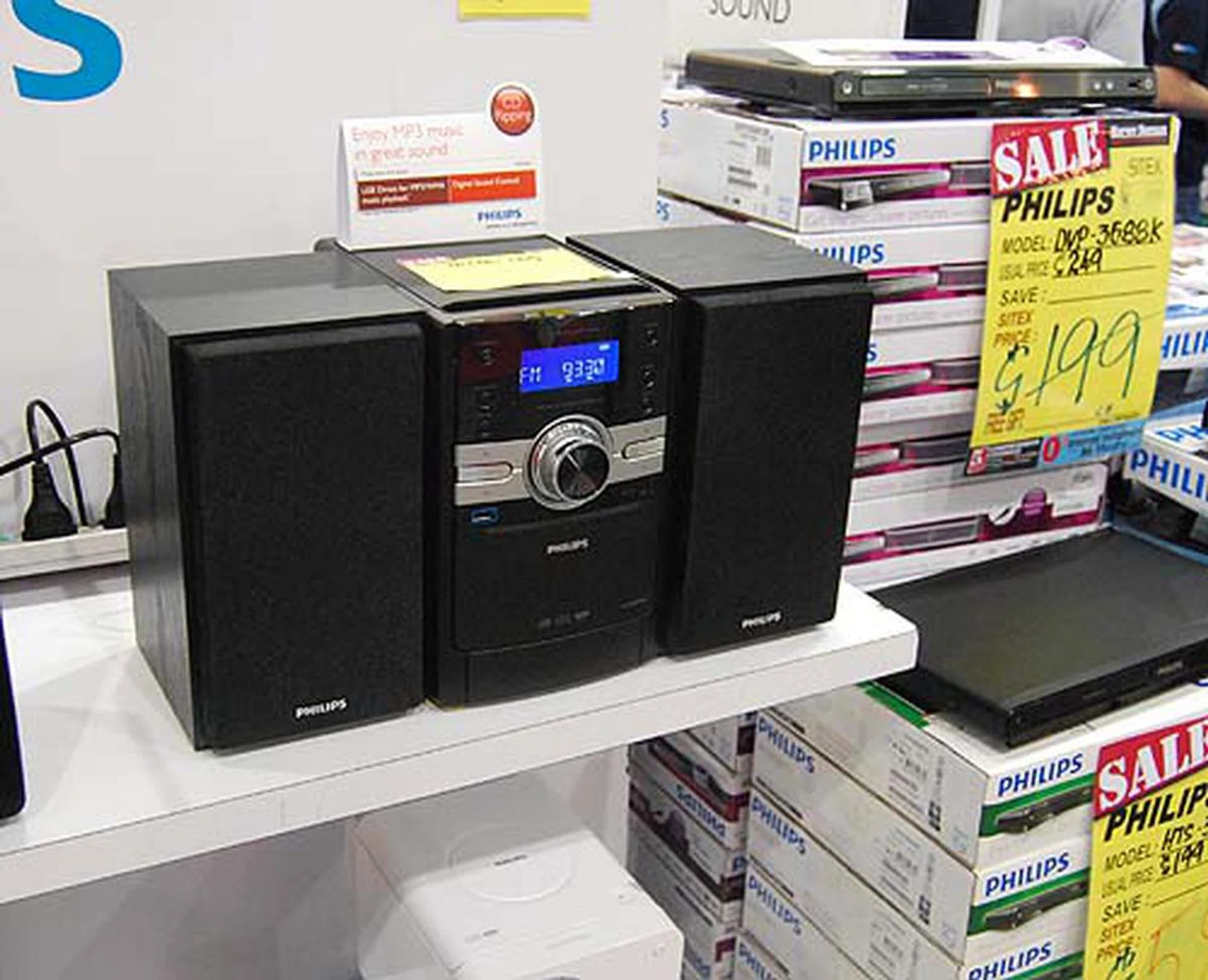 Then again, if you're looking for something smaller for a bedroom, then the Philips Micro Hi-Fi System MCM169 at $135 seems like a very affordable buy alright!