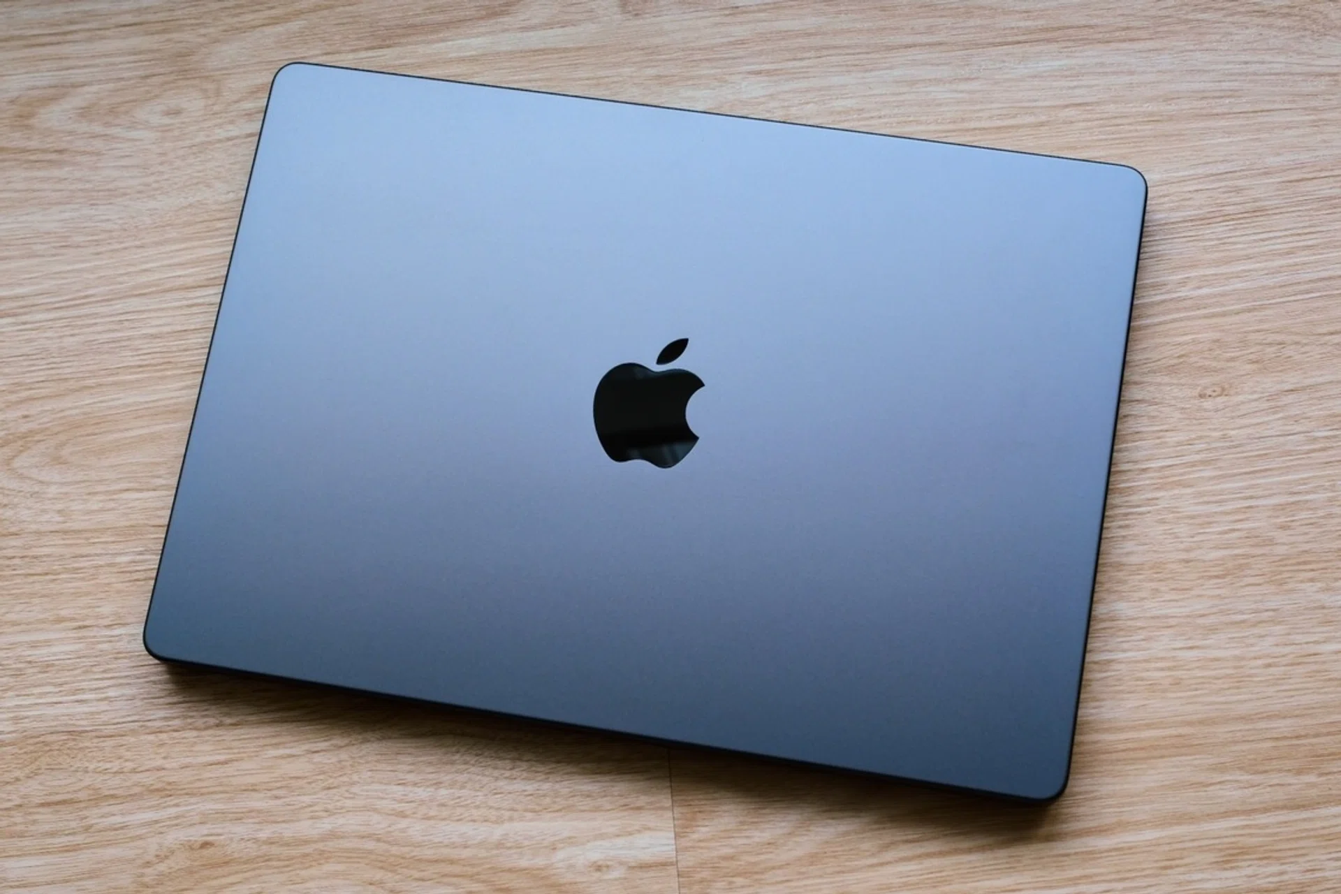 Apple 14-inch MacBook Pro Space Black