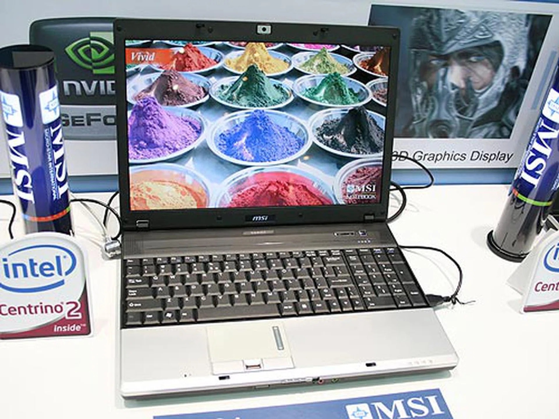  The MSI PR621 is a larger version of their Centrino 2 based business notebooks. It comes equipped with a big 15.4-inch WXGA LCD screen, an independent numeric keypad, webcam, fingerprint security and an eSATA port.  