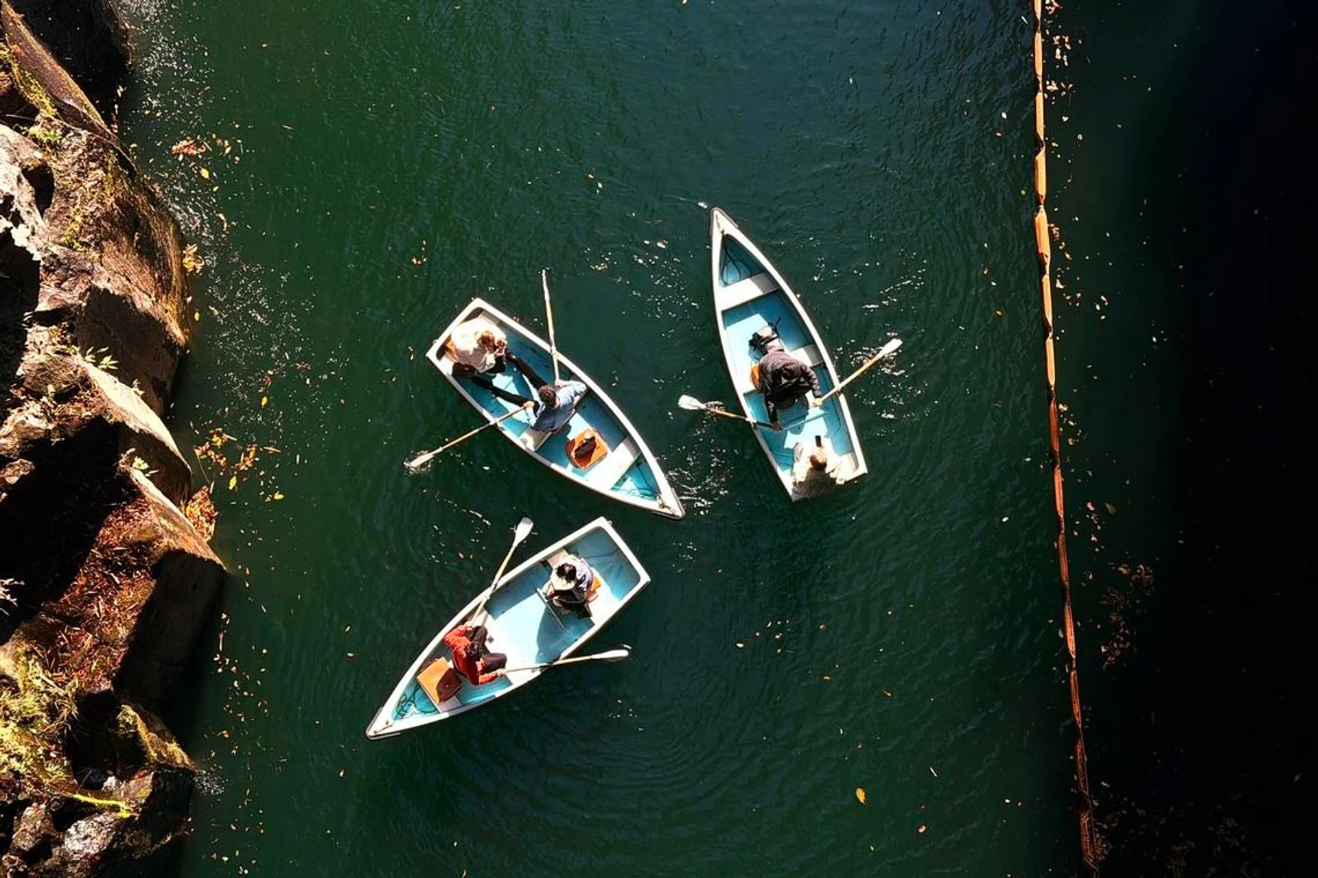 Takachiho gorge boats