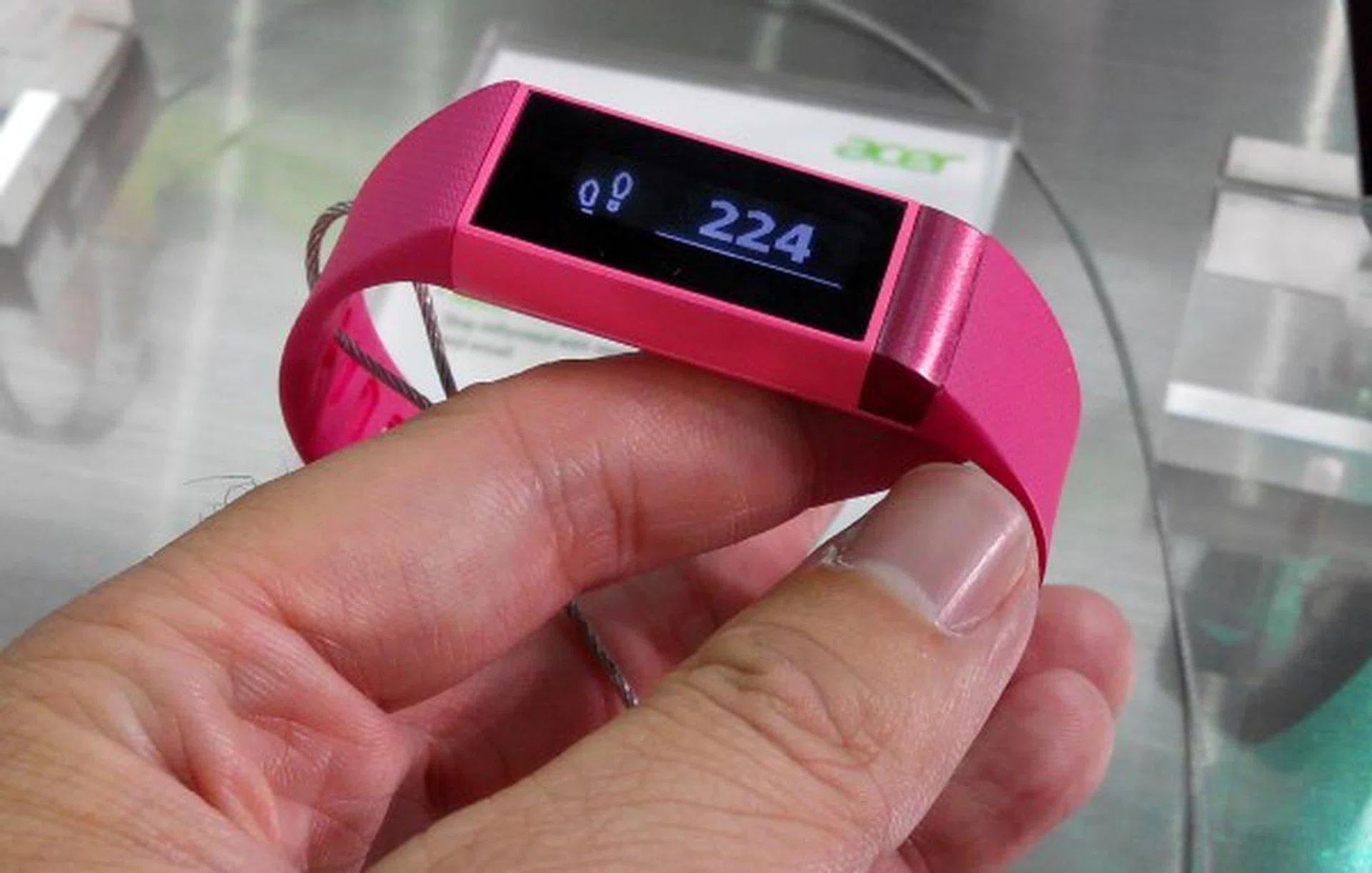 The Liquid Leap comes with its own health tracking features already built-in and functions like a simple fitness band.