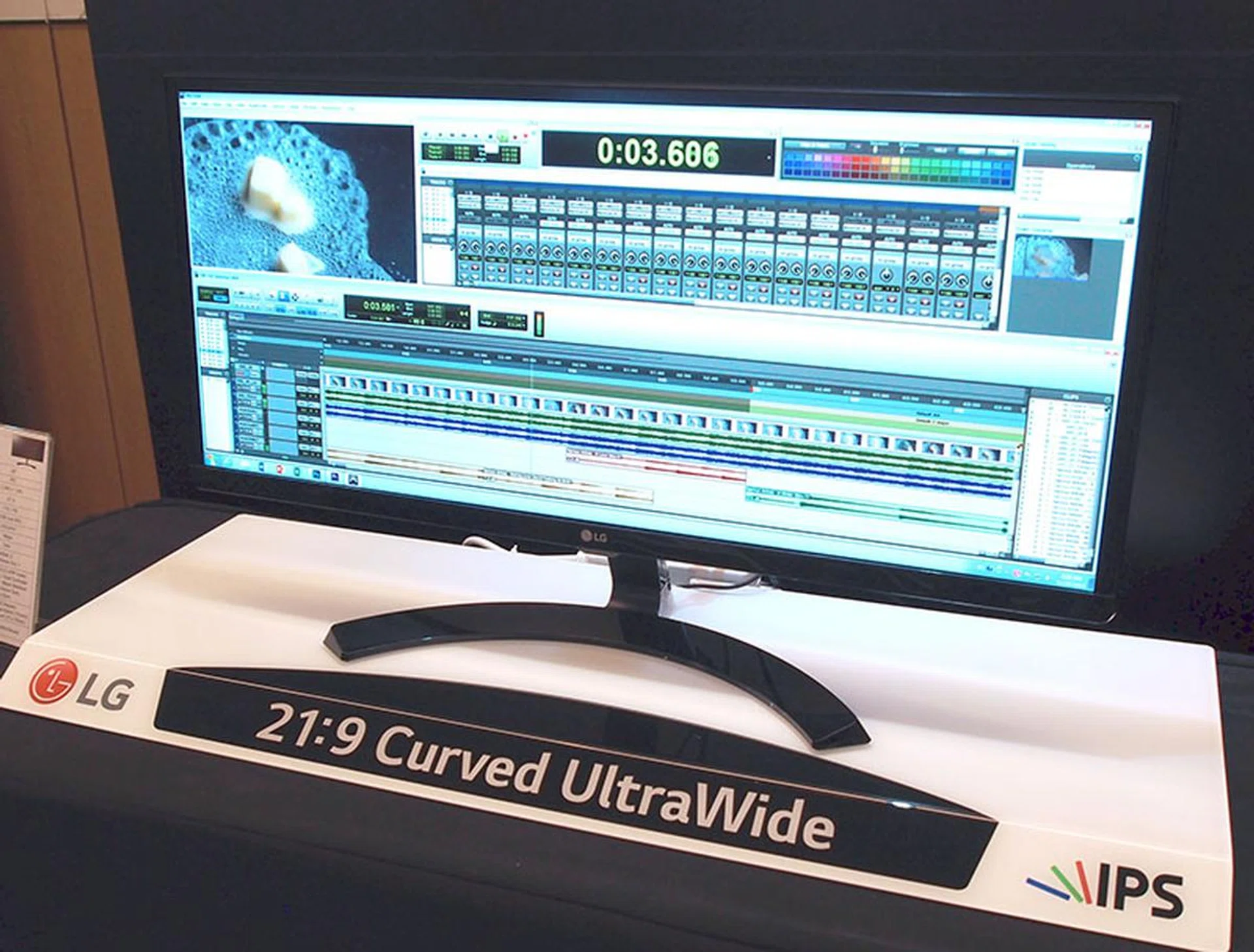 This is the 29-inch 29UM68.