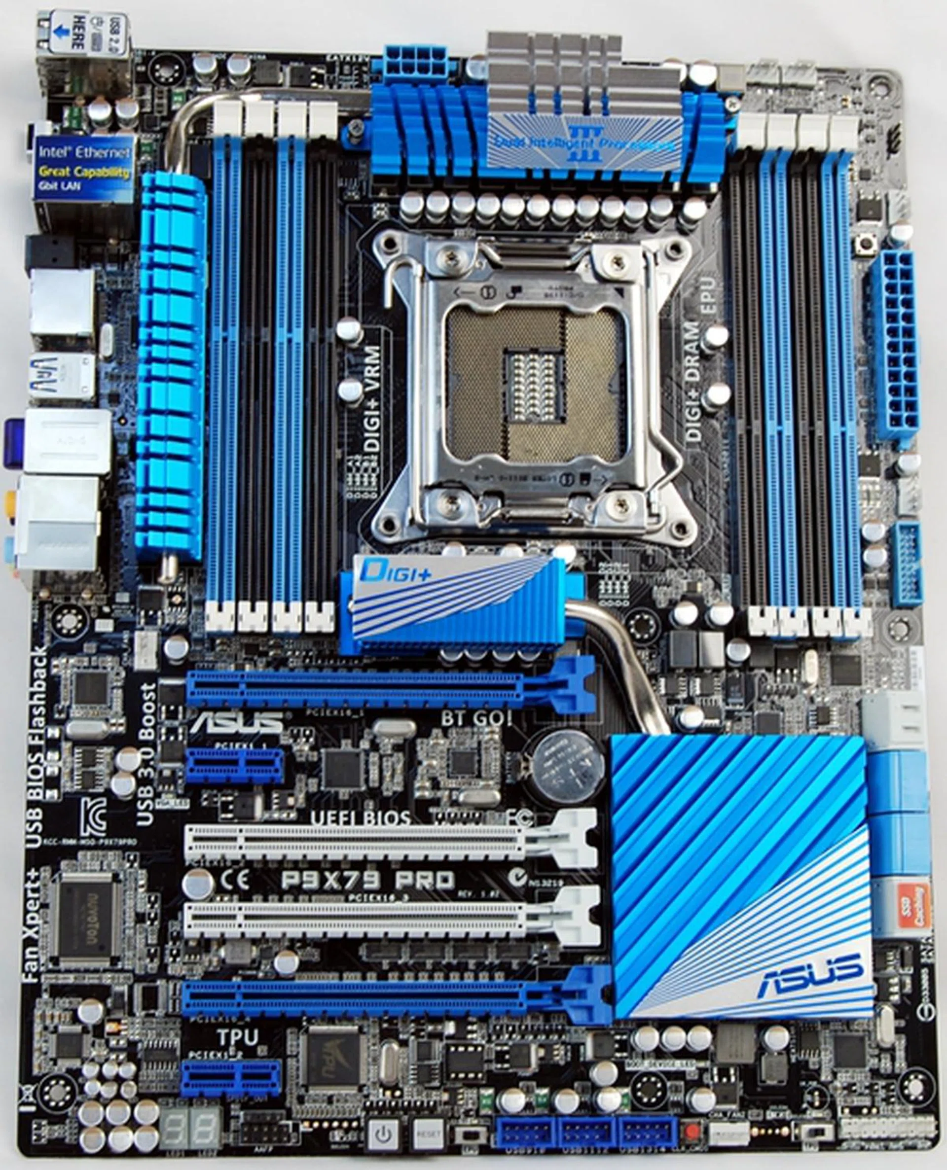 The P9X79 Pro is very similar to the Deluxe version with the exception of its Bluetooth support. Its on-board Buetooth module supports Bluetooth v2.1 + EDR while the Deluxe supports Bluetooth v3.0 + HS. ASUS tells us this board would be their main focus as it has the right balance of features without and overly bloated price. Take note of the lack of PCI slots though.