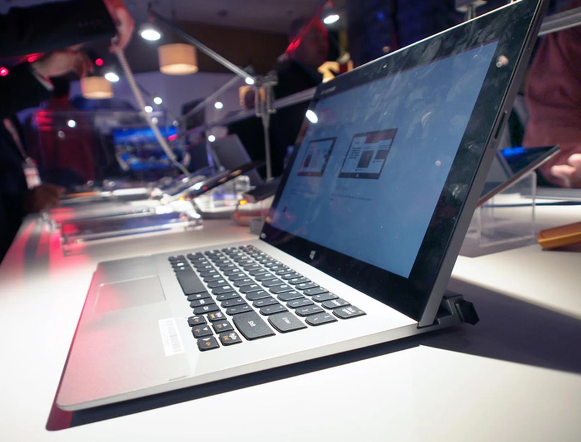 The Miix 2's docking base has both a slot and a magnetic connection to keep the tablet firmly secured in place, however this does mean that it's stuck at one angle.