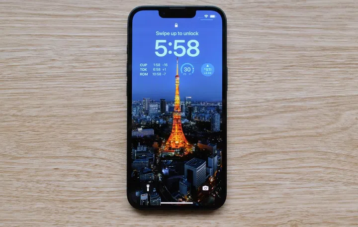 The iPhone 16E. Photo: HWZ