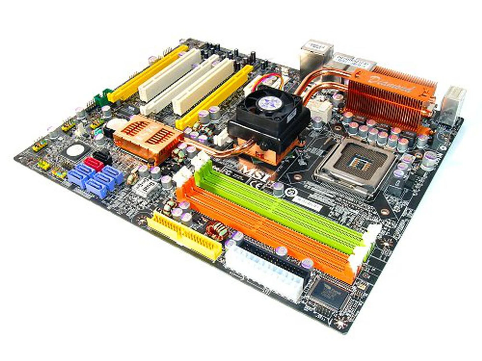 MSI took a long time engineering the P6N Diamond, but the wait was worthwhile and the board is a clear cut winner.