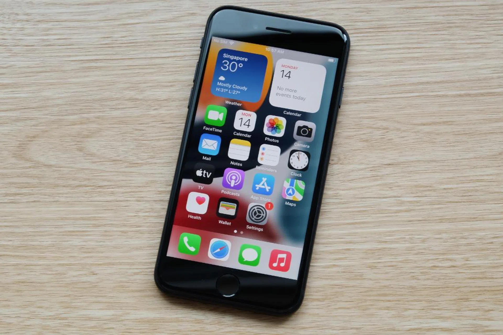 The iPhone SE (2022) is Apple's most affordable new phone but it's powered by the company's flagship-class A15 Bionic chip.