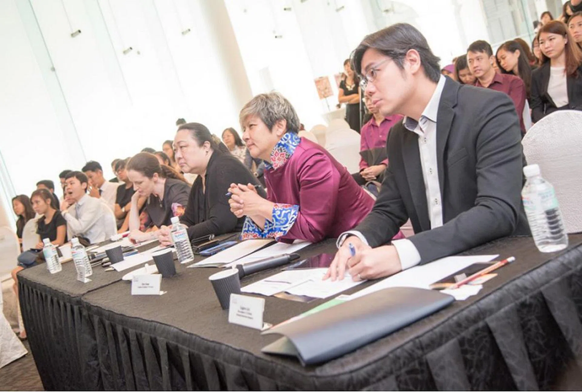 The panel of judges observing the teams’ presentations from left to right: Ms Ruth Beattie (Head of Squared Programs and Industry Partnerships, Google), Ms Georgette Tan (Group Head, Corporate Communications, Asia/Pacific, MasterCard), Ms Elim Chew (Founder and President, 77th Street) and Mr Eugene Goh (Vice President, IT & Mobile, Samsung Electronics Singapore).