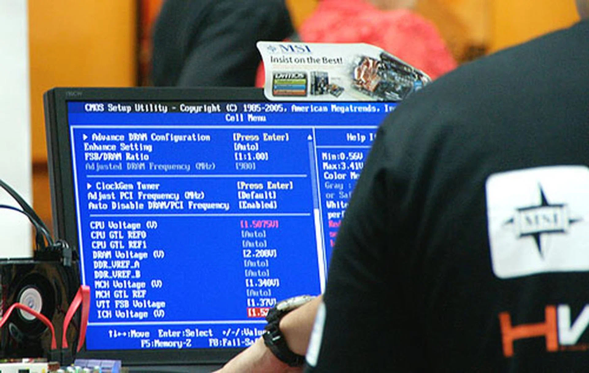  Those red numbers you see on the BIOS screen here indicated that the contestants were pushing the processor by increasing the voltage into rather dangerous territory. Don't try this at home, unless you know what you're doing.  