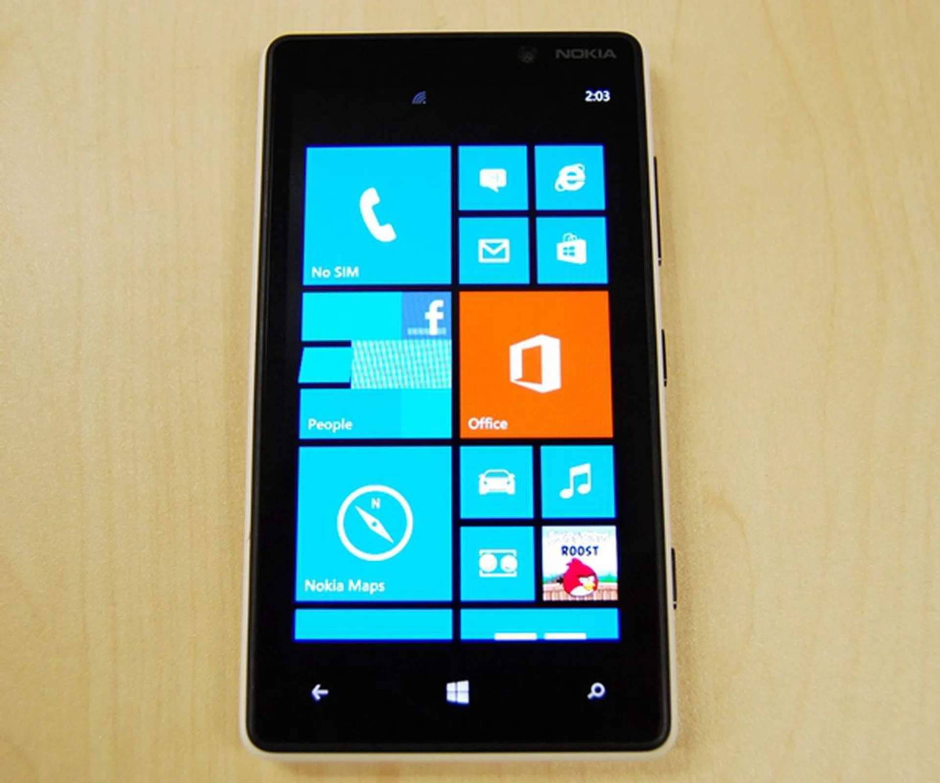 The Nokia Lumia 820 has a new recommended retail price of S$599 (UP: S$699, inclusive of GST) without line contract. However, you can easily obtain it for under S$500 at some retailers.