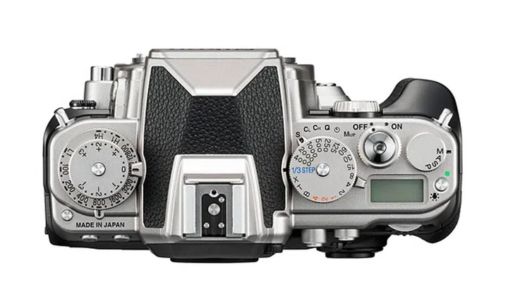 Nikon Announces the Df, a Retro-Inspired DSLR with a 16MP Full-Frame ...