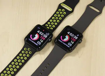 The Apple Watch Series 3 (left) and Series 2 (right).