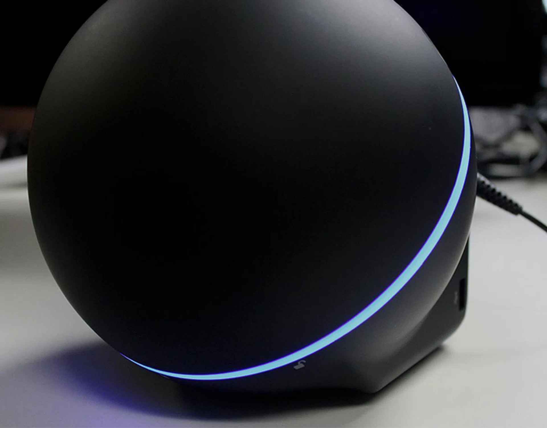 Power the system up and you will be greeted by the familiar blue glow of Zotac Mini-PCs.