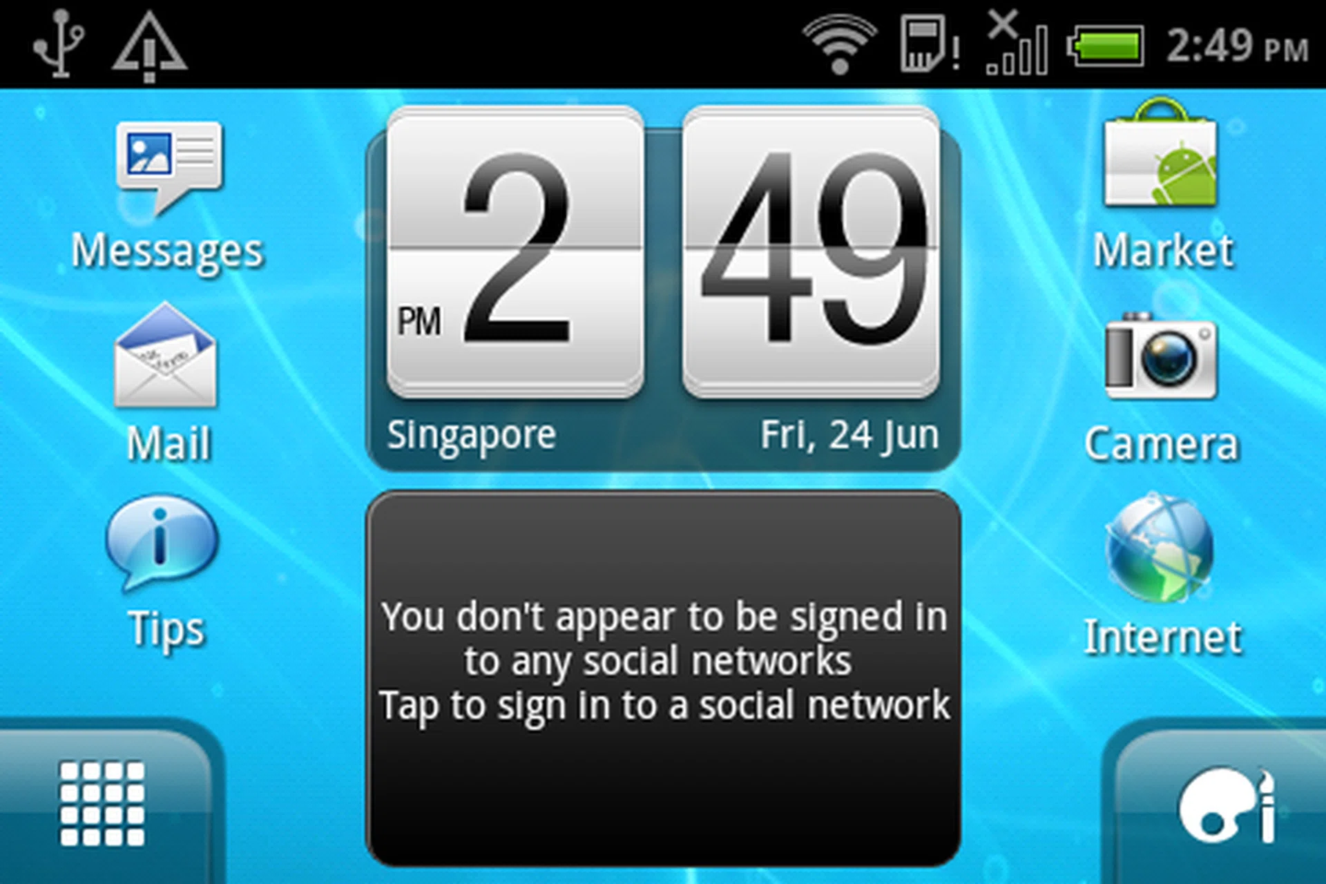 Due to the small display of the HTC ChaCha, the screen looks very crowded. 