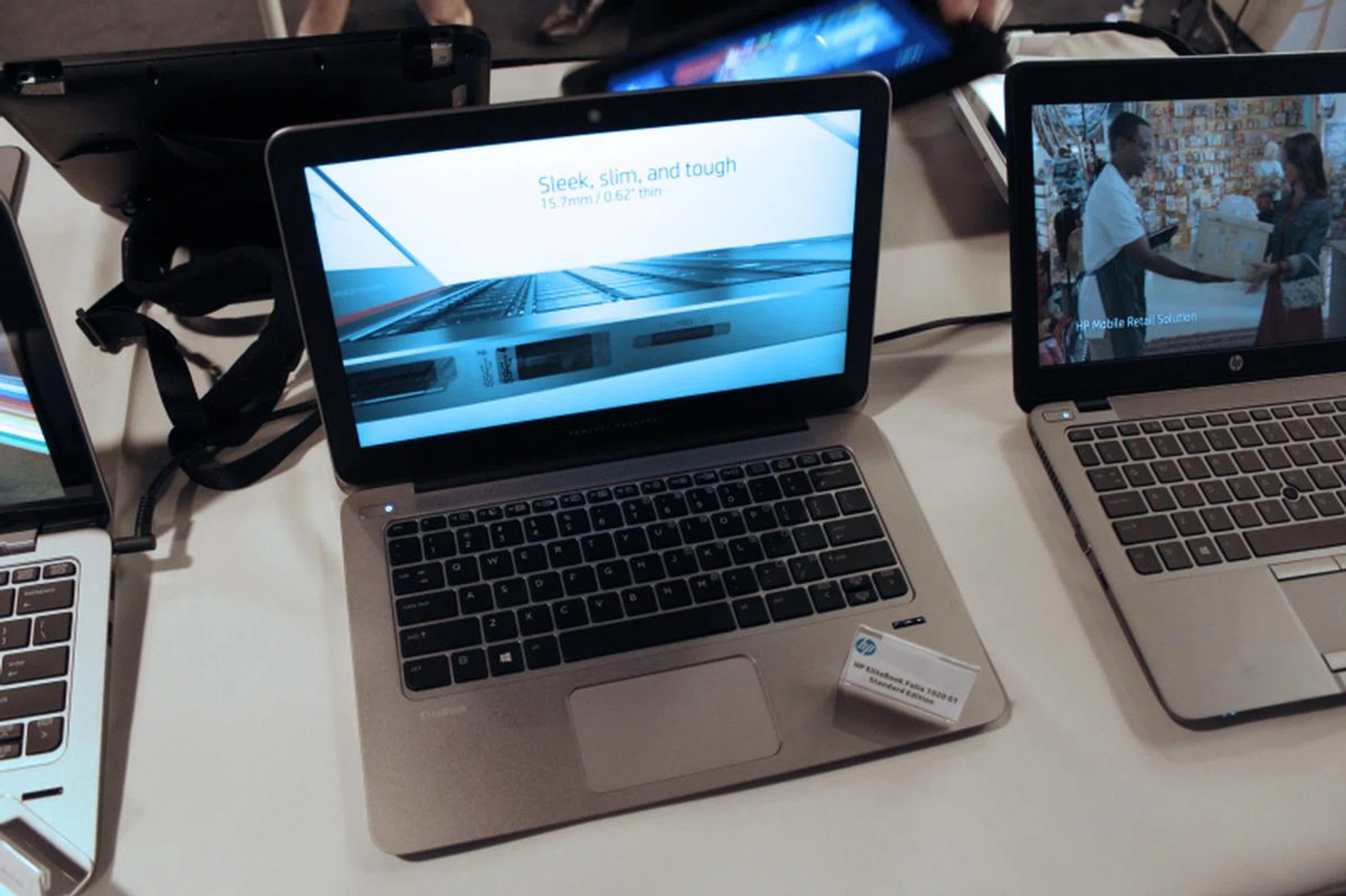 There are two versions of the EliteBook Folio 1020 G1. The ones here are all the standard editions.