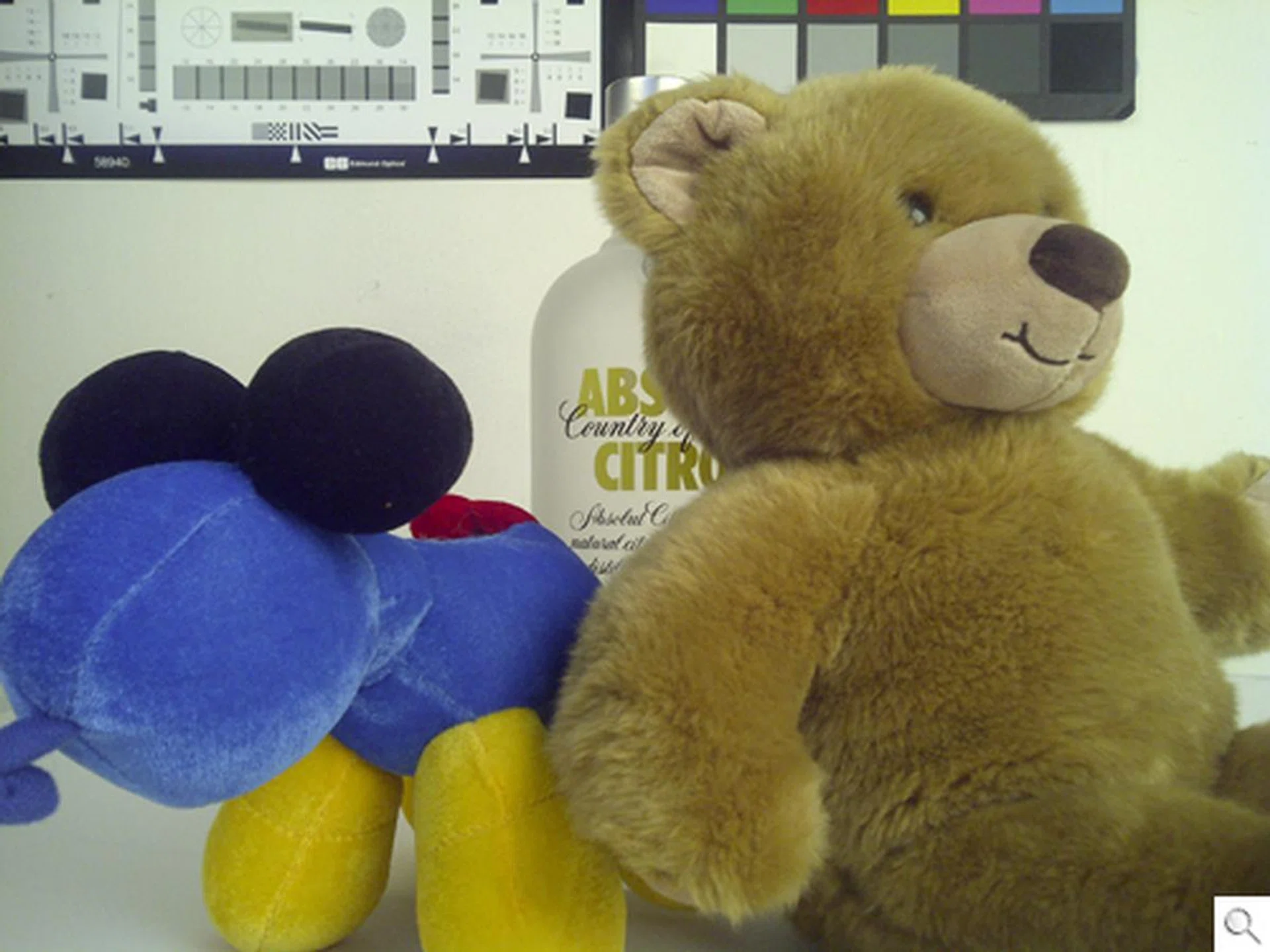 Details were crisp and sharp across the finer edges, which was clearly seen in our test image.