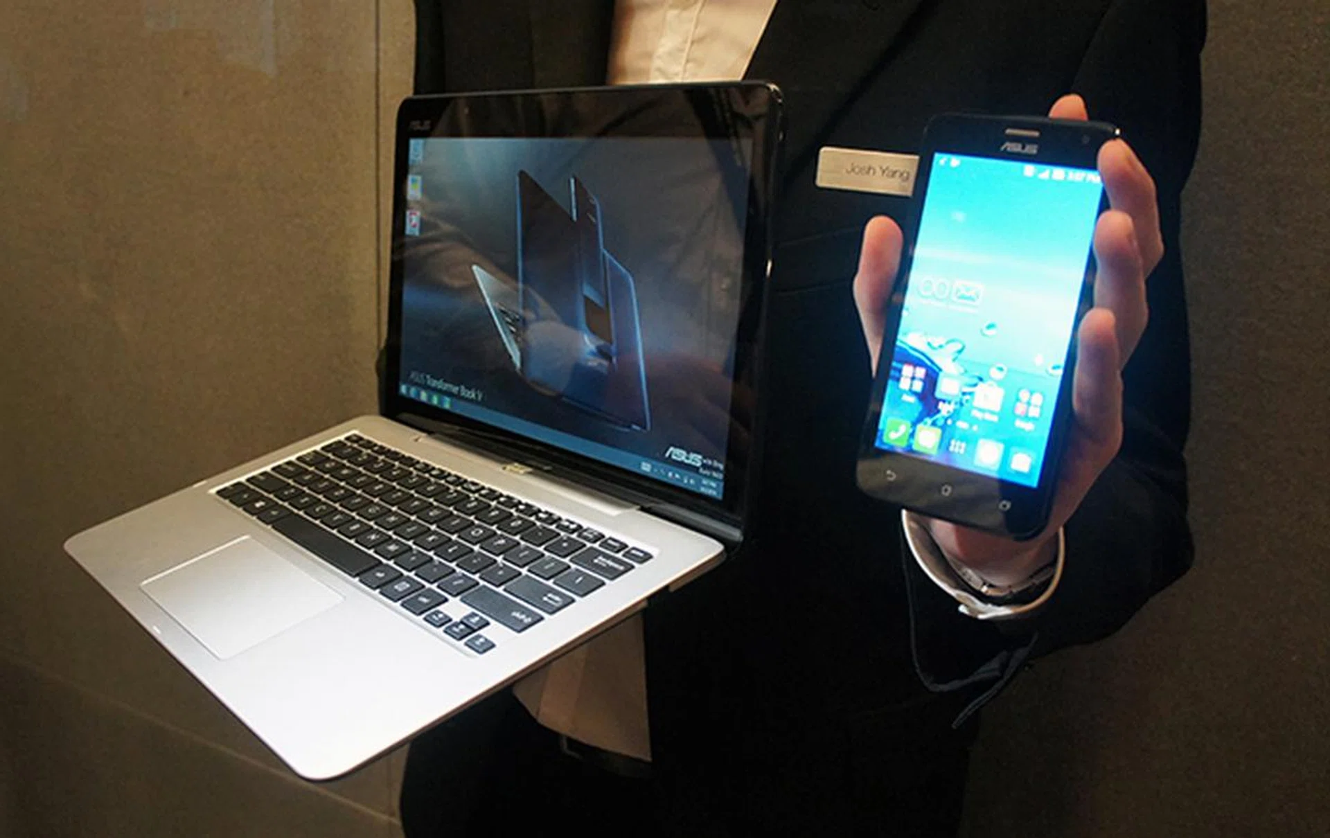 The Transformer Book V looks and sounds promising and could end up as the one device you would ever need.