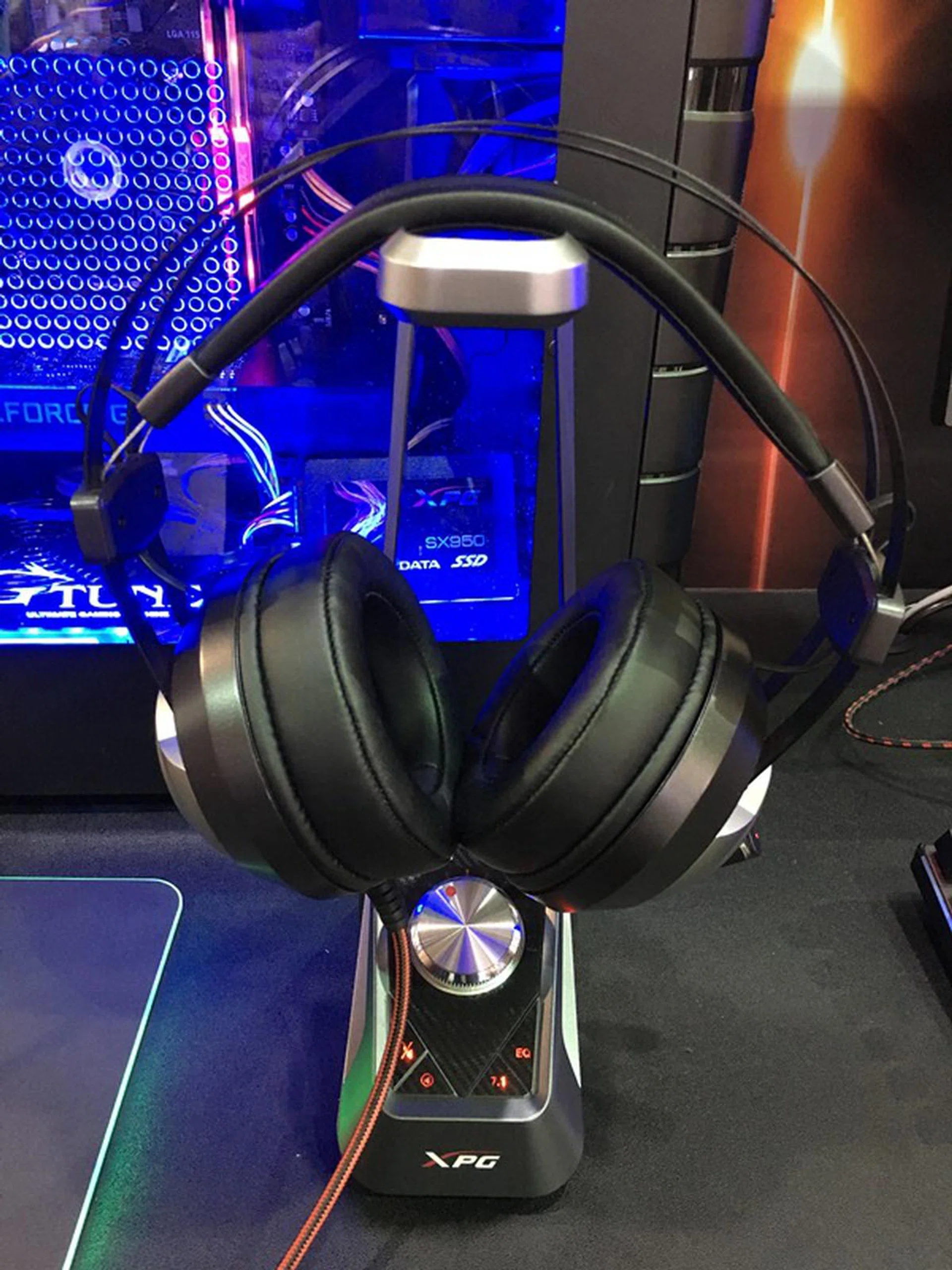 adata, computex 2017, adata robot, ibotn, xpg sx950, solid state drive, xpg, gammix s10, gammix sx8000, ddr4, memory modules, ssd, headphones, headset