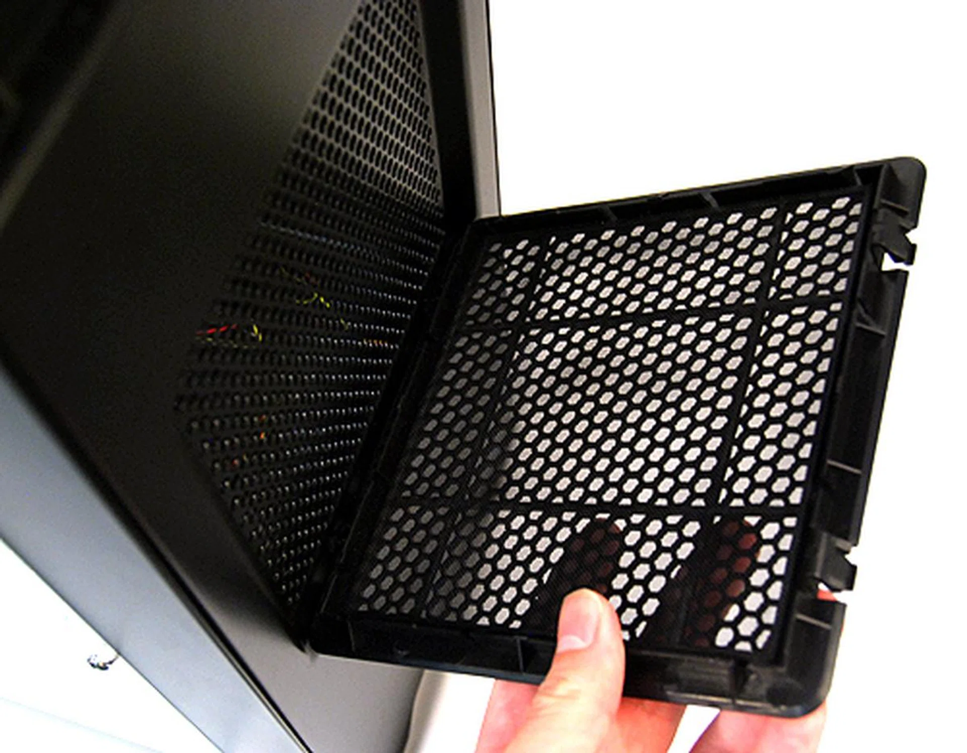 SilverStone has conveniently provided an easy to remove filter for the PSU vent.