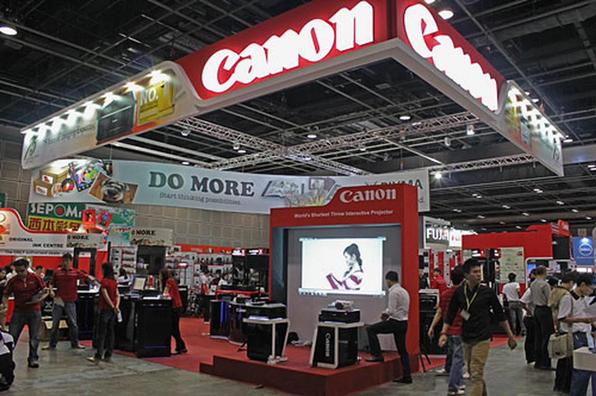 PC Show 2012 - TVs & AV Products Buying Guide | HardwareZone Singapore