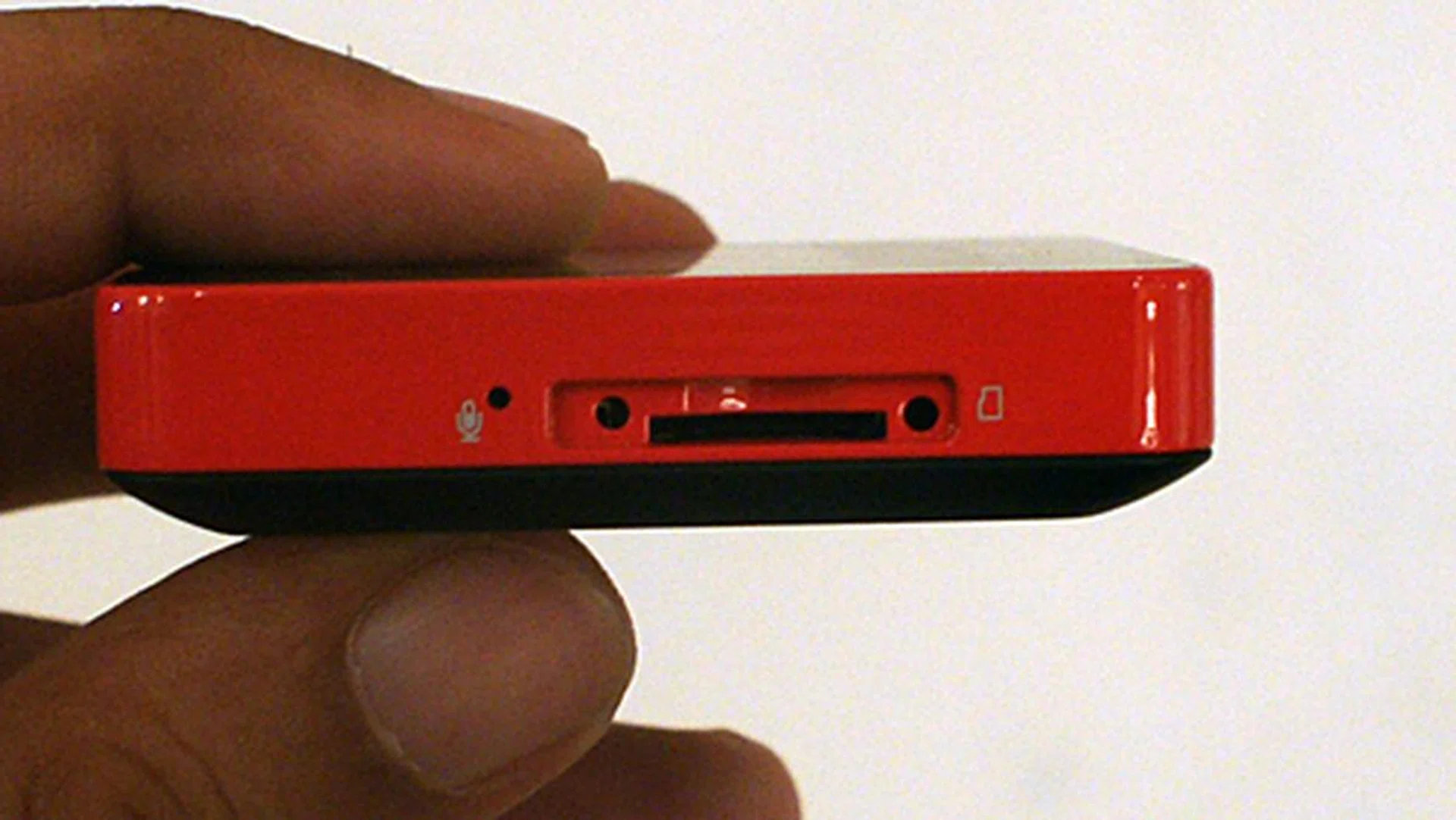 The portable player even has a microSD card slot, thus providing you with the option of extra storage for your massive audio catalog.