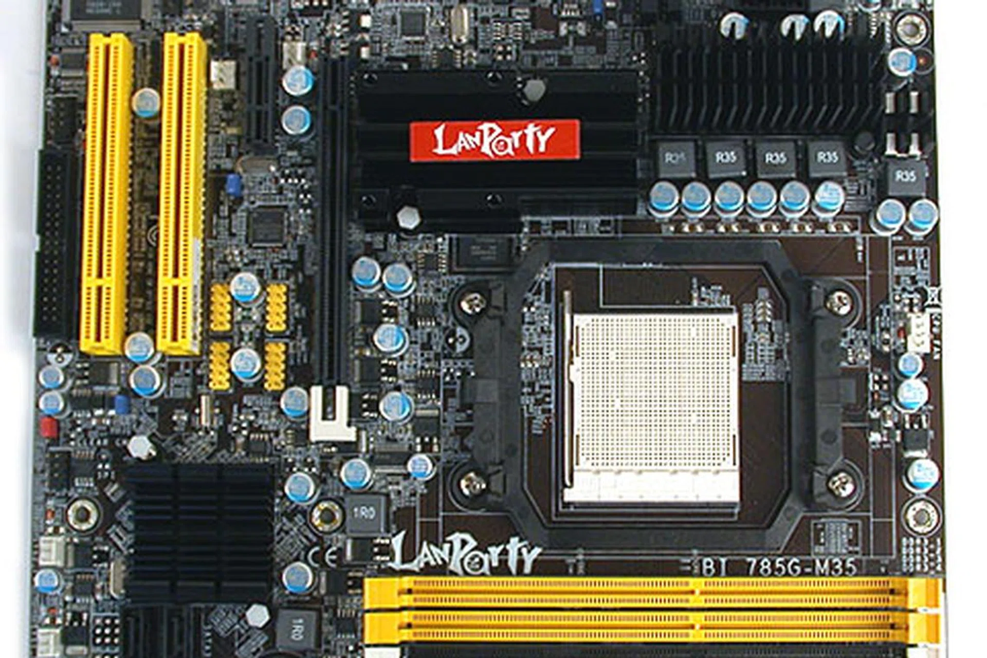 Micro-ATX seems to be the standard form factor for boards using the AMD 785G chipset, making it really suitable for small, LAN party oriented systems.