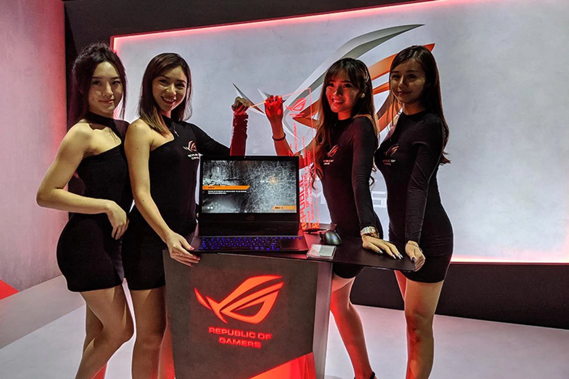 ASUS ROG Mothership