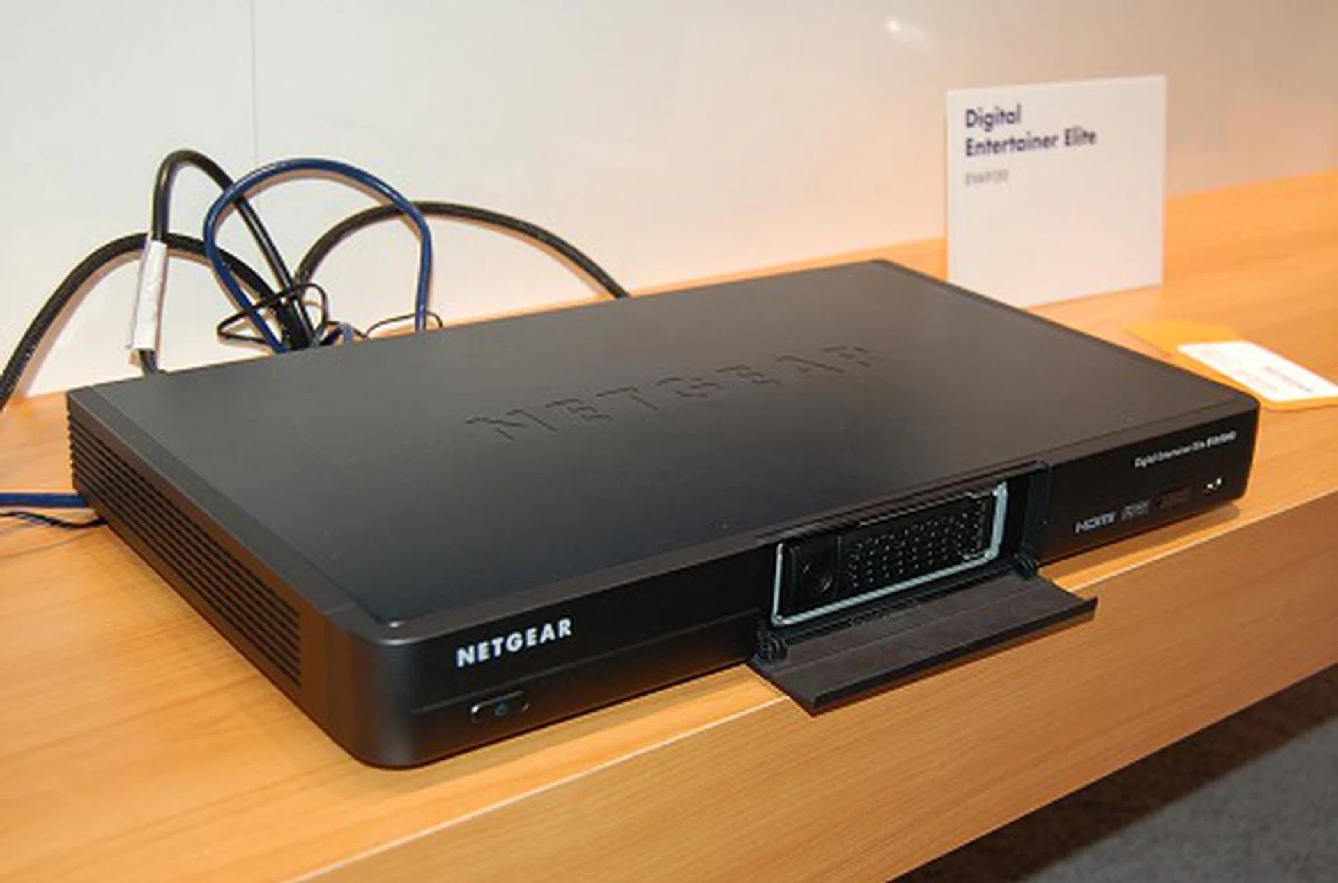  The Netgear Digital Entertainer Elite EVA9000 is an MCE device that can handle 1080p content playback (up to 40Mbps) from your source and even has HD upconversion to 1080p. Also supports streaming from Internet sources and can easily add on an optional hard drive for media storage on the MCE itself. Supports all major file formats and has all the required analog and digital output ports (including HDMI).  