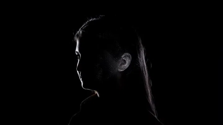 Personalised Spatial Audio (requires TrueDepth Camera on iPhones).