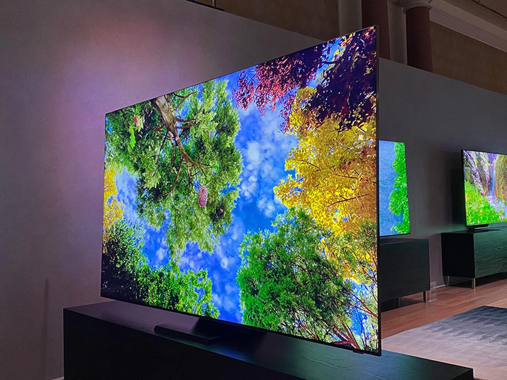 Samsung Q950T QLED 8K TV